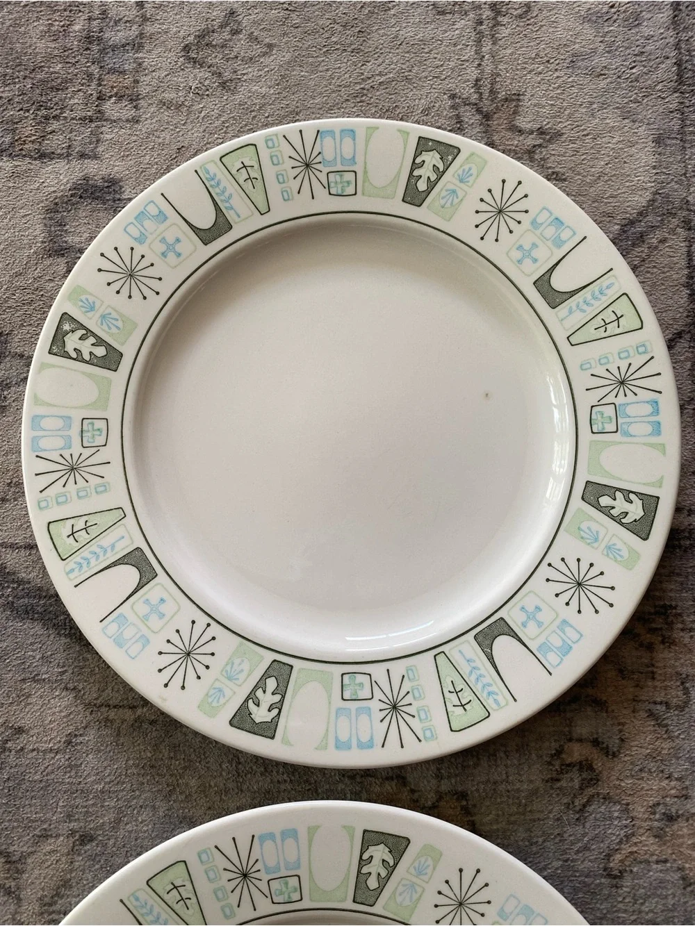 Taylorstone Cathay Atomic Starburst MCM Dinner Plates 10.5”. Vintage
